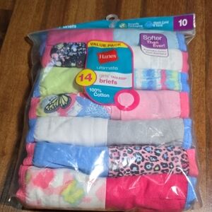 Hanes Girls' Ultimate Briefs - Colorful Variety  14 Pack Size 10 Pantaletas
